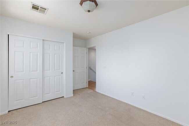 Building Photo - 7859 Windhamridge Dr