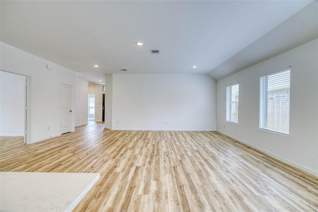 Building Photo - 5310 Still Mdw Ln