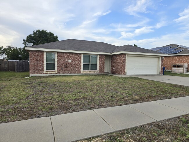 Building Photo - 3414 Logsdon St