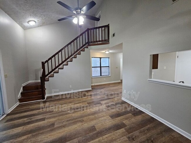 Building Photo - 890 Ohara Dr