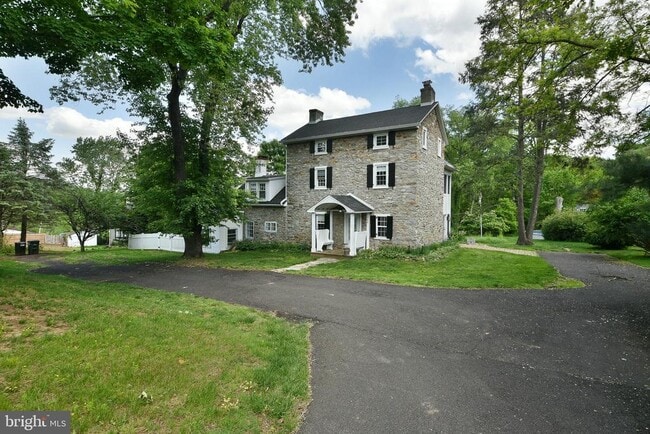 Building Photo - 966 Paige Ct