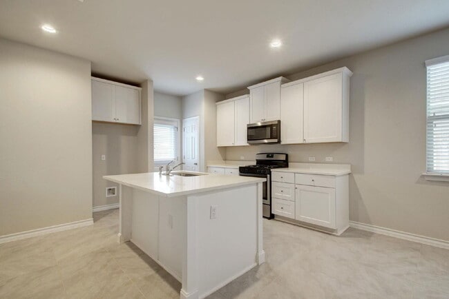 Building Photo - 11709 Prado Ranch Blvd