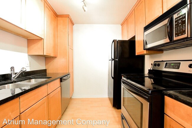 Building Photo - 2 Bed 2 Bath Apartment In the HEART OF THE...