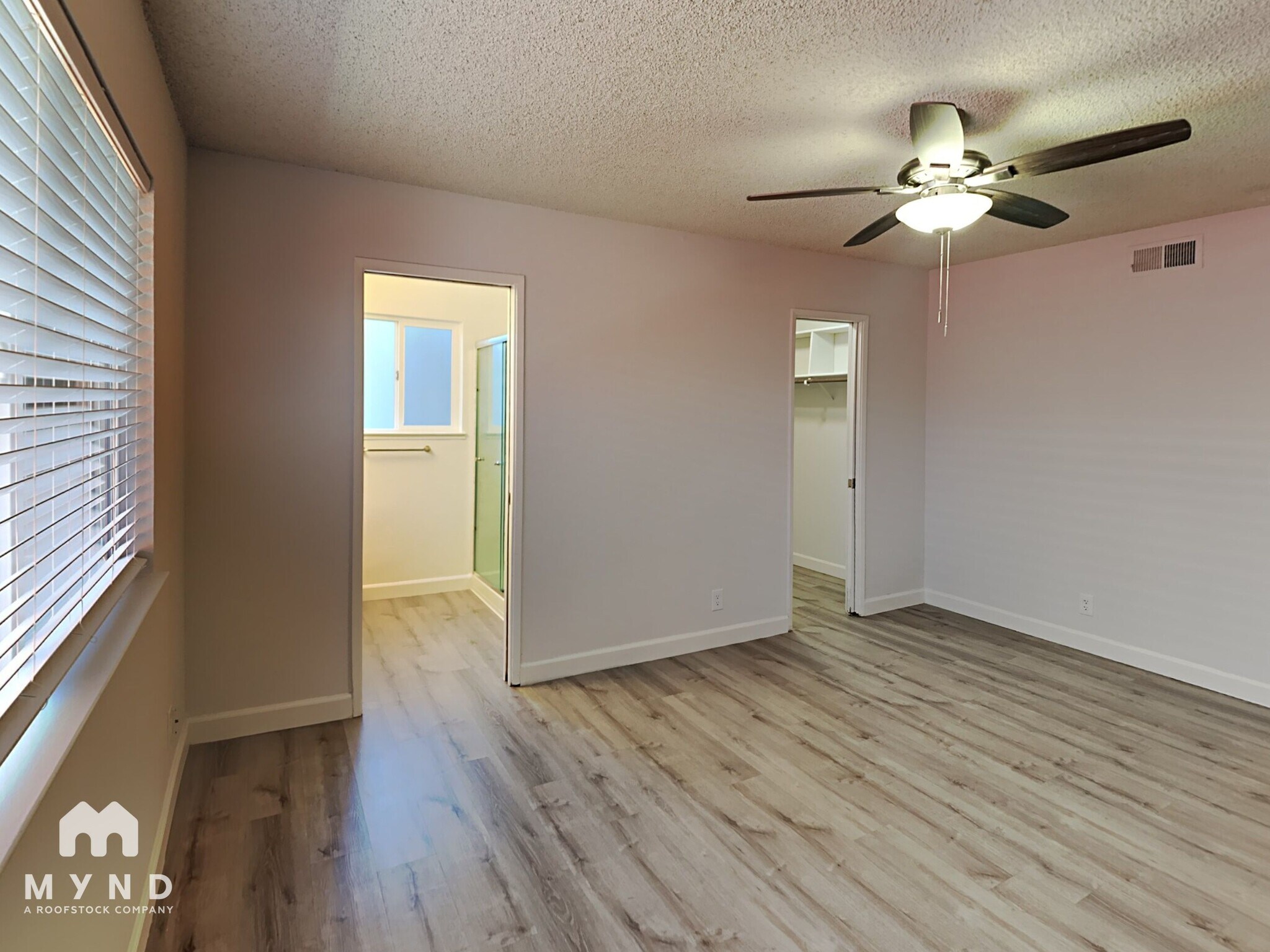 Building Photo - 7047 Greenback Ln