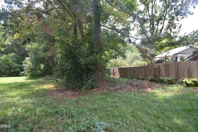 Building Photo - 3516 Casine Ct