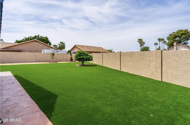 Building Photo - 18026 N Everson Dr