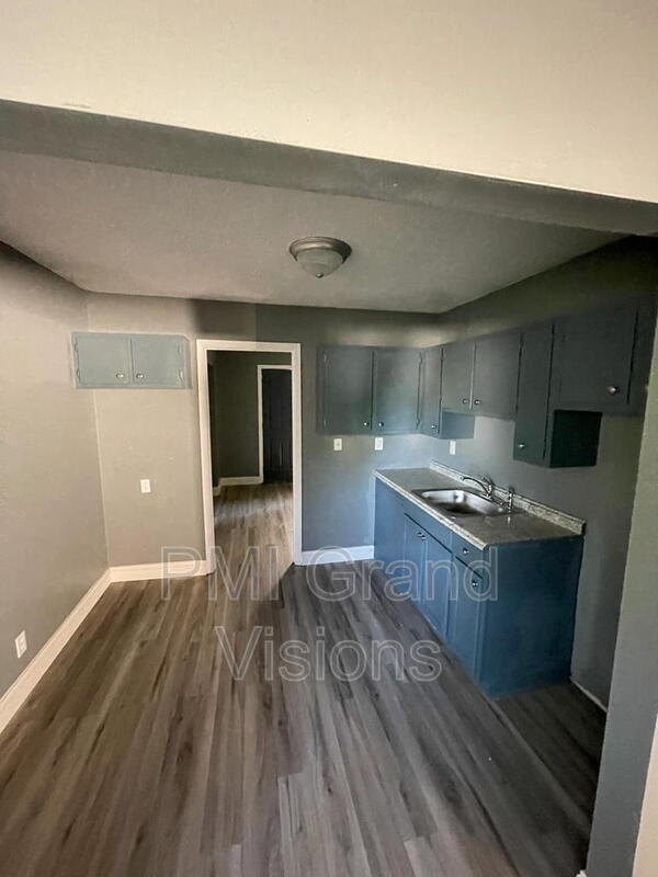 Building Photo - 1343 N Gulick Ave
