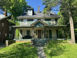 Building Photo - 14441 Superior Ave