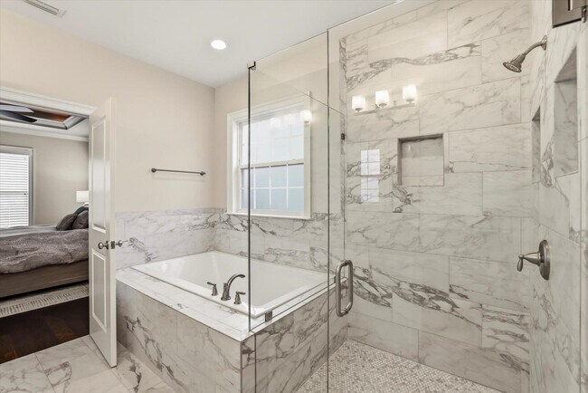 Building Photo - 5360 Spirit Rock Pl