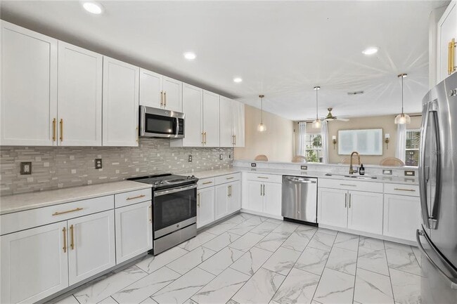 Building Photo - 717 N Rome Ave