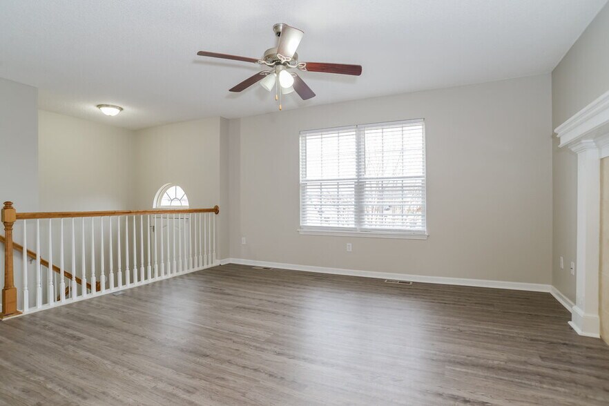 Building Photo - 712 Hibiscus Cir