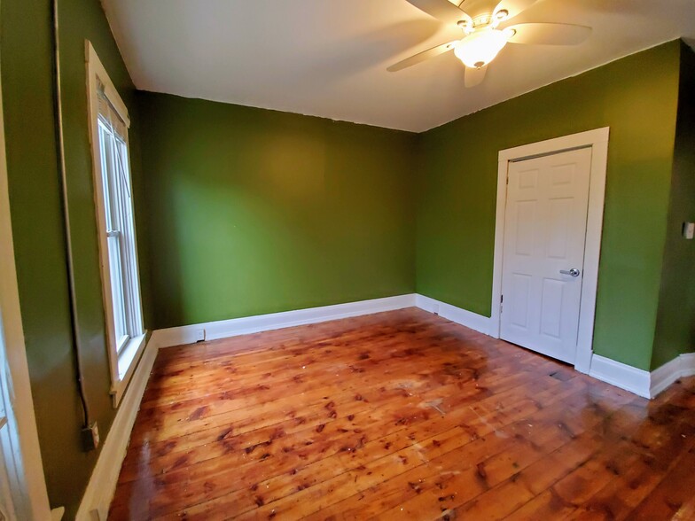 Front Bedroom - 265 S Skidmore St