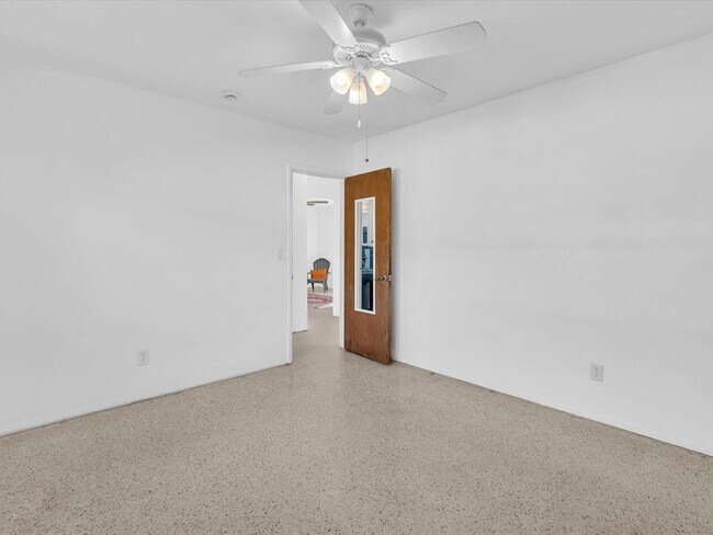 Building Photo - 2191 NE 172nd St