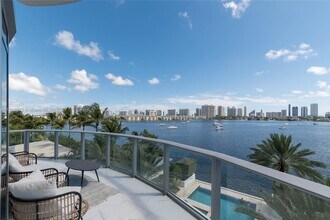Building Photo - 17301 Biscayne Blvd