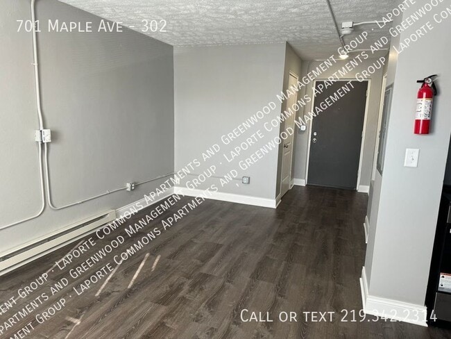 Building Photo - Maple Commons
