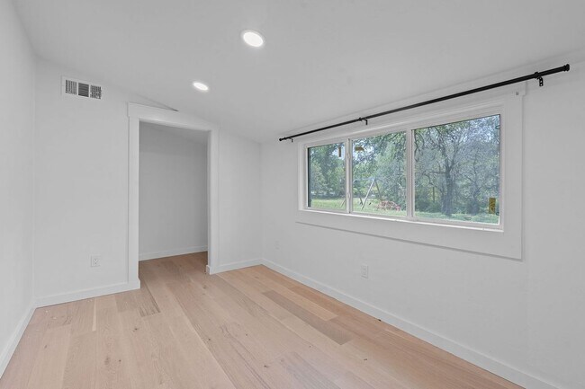 Building Photo - 5001 Serrano Trail