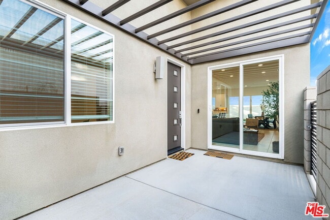 Building Photo - 1605 Candela Ct