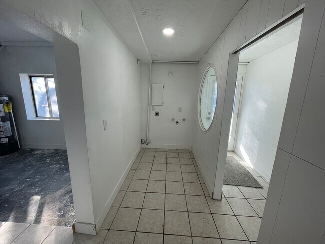 Building Photo - 13224 S Redwood Rd