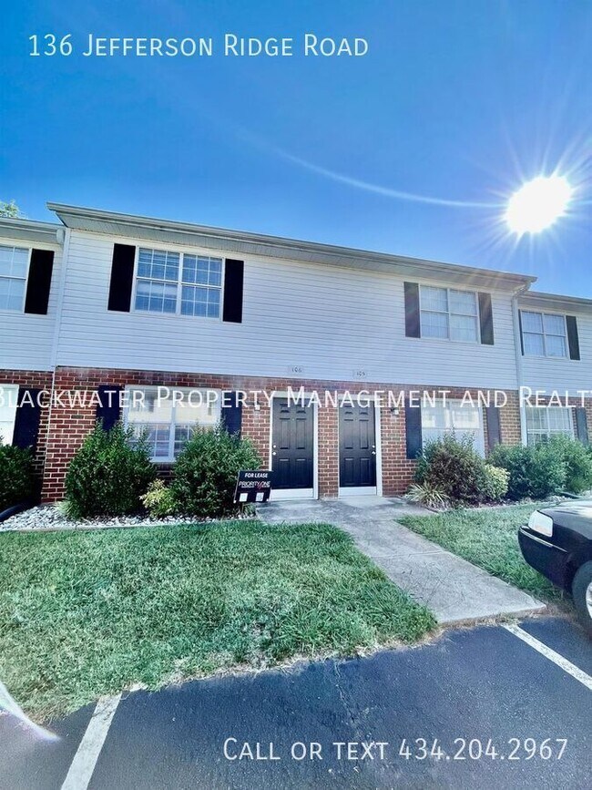 Primary Photo - 136 Jefferson Ridge Rd