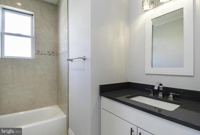 Building Photo - 2802 P St NW