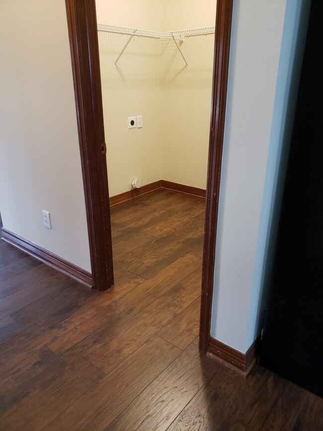 Building Photo - 7322 Lavender Ln