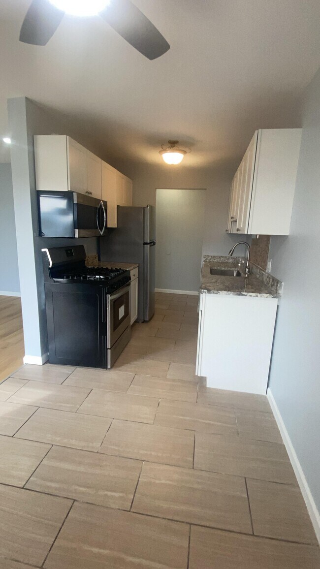 Building Photo - 45240 Keding St