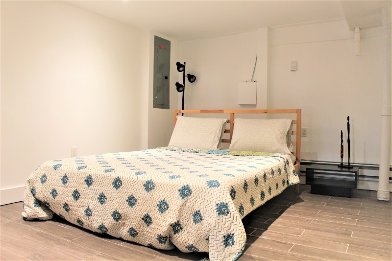 Building Photo - 1318 Corbin Pl NE