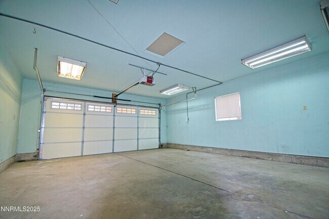 Building Photo - 2220 Nelson Way