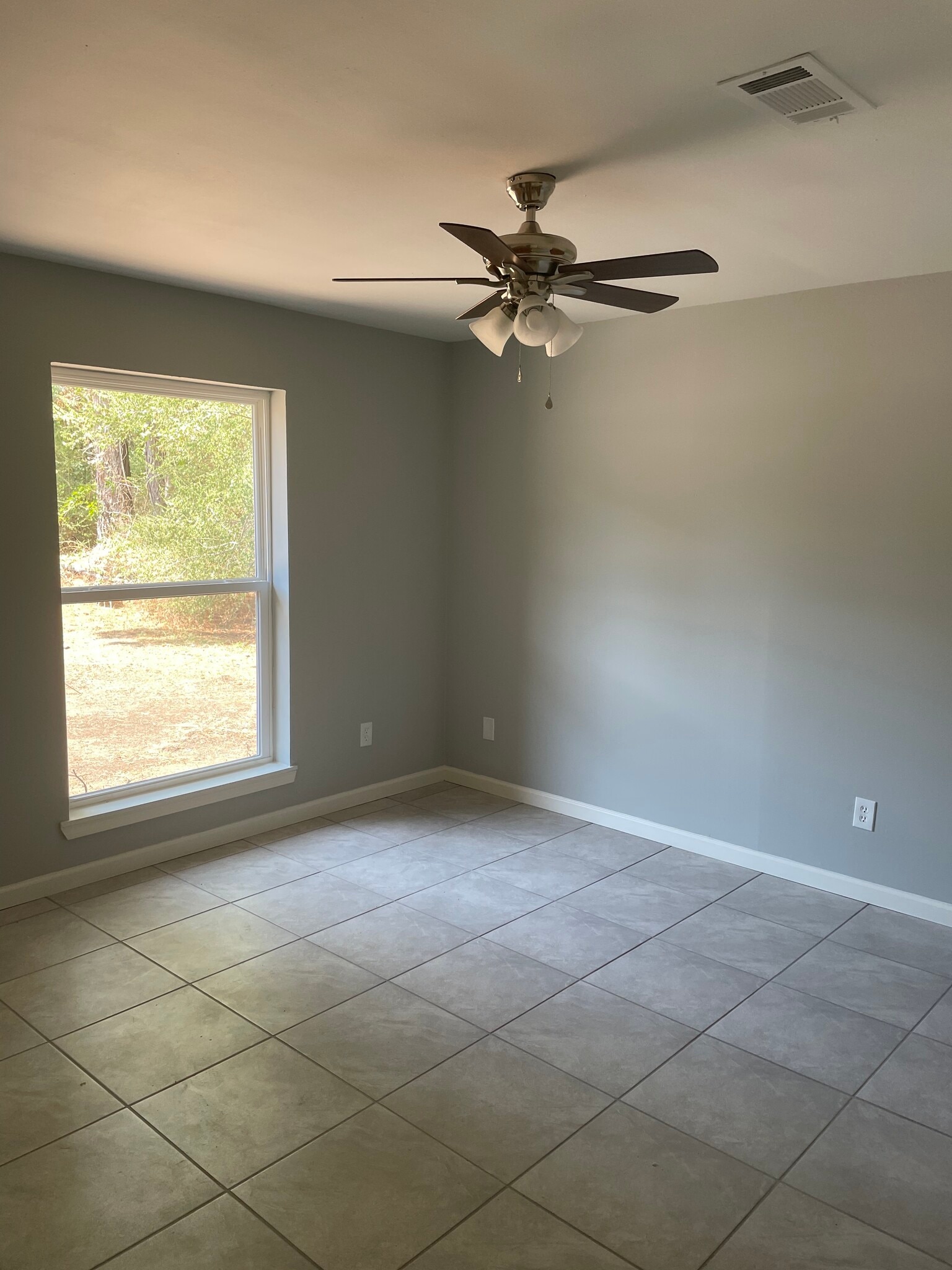 Building Photo - 5948 Wanda Trl