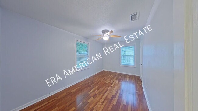 Building Photo - 9 Okahatchee Cir SE