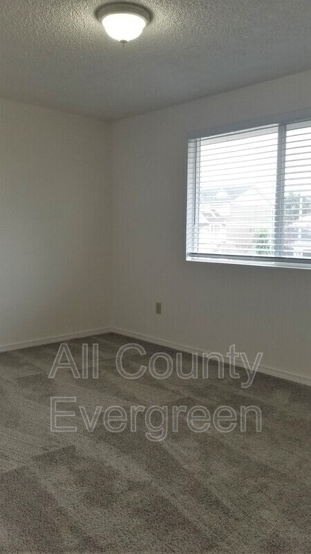 Building Photo - ***MOVE-IN SPECIAL***2250 I St NE