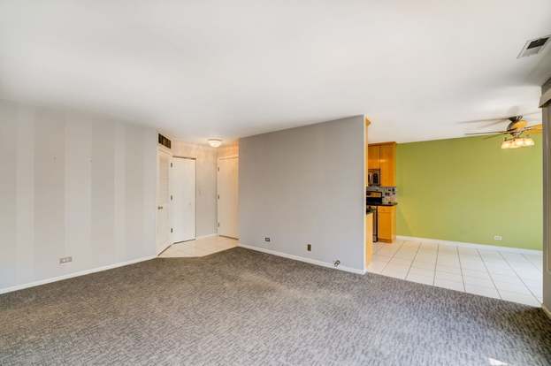 Building Photo - 741 Acorn Ct
