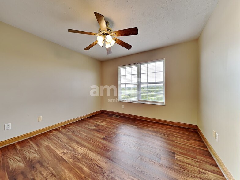 Building Photo - 841 Ginger Ridge Dr