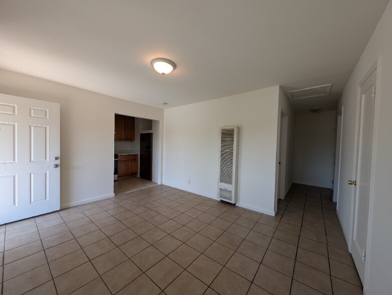 Building Photo - 1032 Gilbert St