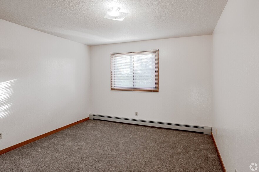 Building Photo - 2609 Goettens Way