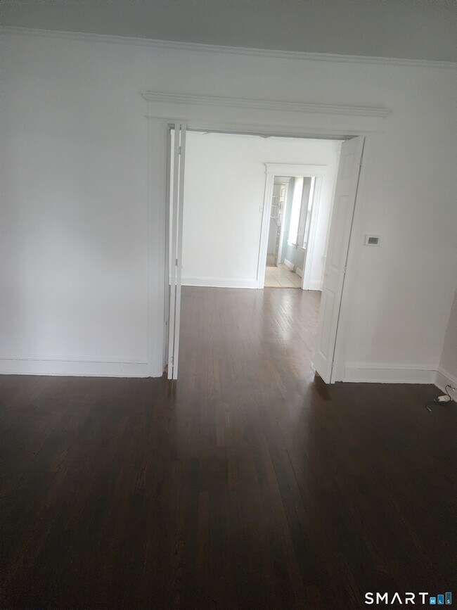 Building Photo - 2744 Main St