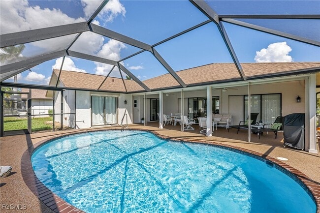 Building Photo - 5032 Skyline Blvd