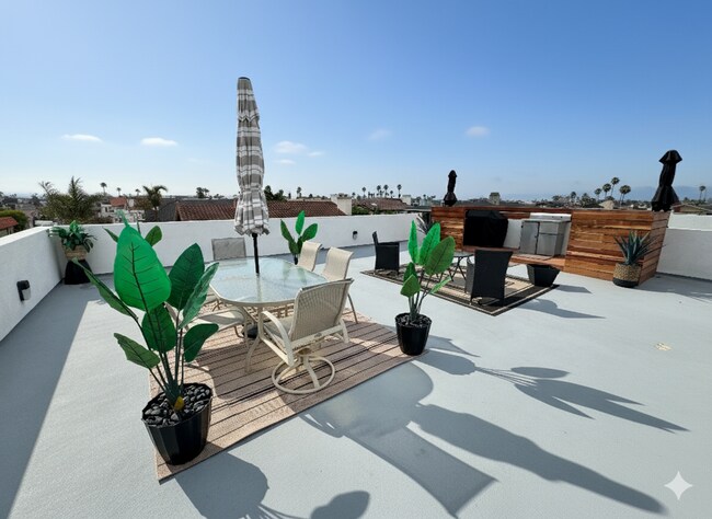 Building Photo - Oxnard Shores: Huge Rooftop Deck w/Ocean Views!