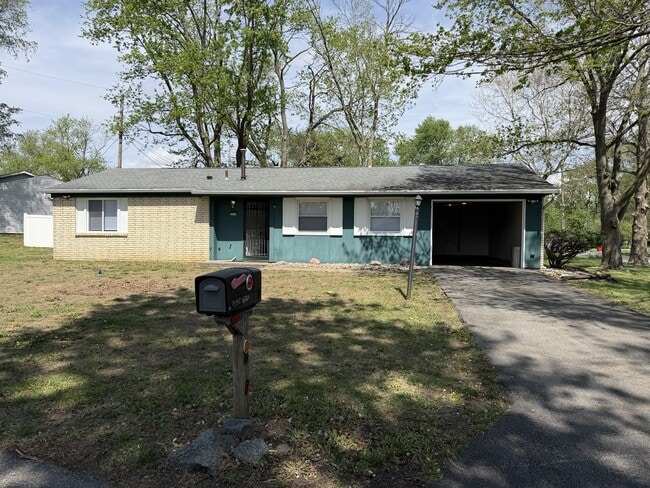 Building Photo - 2504 Campbell Dr