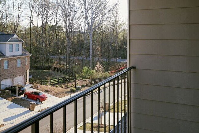 Building Photo - 5745 Rocky Falls Rd