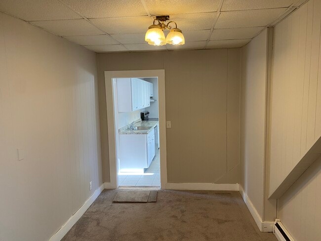 Building Photo - 123 Main St