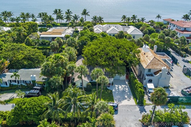 Building Photo - 1161 N Ocean Way