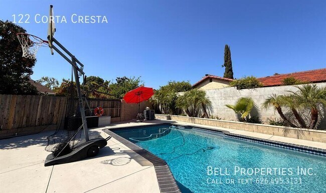 Building Photo - 122 Corta Cresta Dr