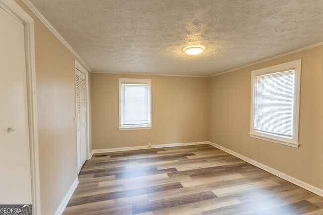 Building Photo - 5326 Heardsville Rd