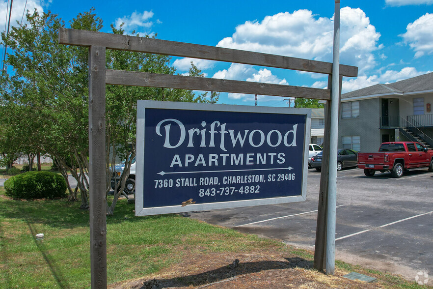 Primary Photo - Driftwood Apartments