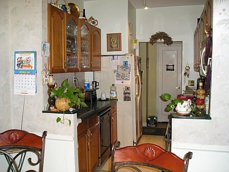 Kitchen - 1718 Quentin Rd
