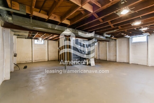 Building Photo - 4655 N 40th St