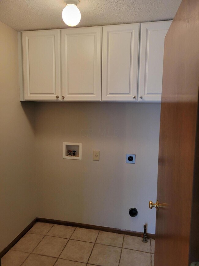 Building Photo - 2843 Minuteman Ct