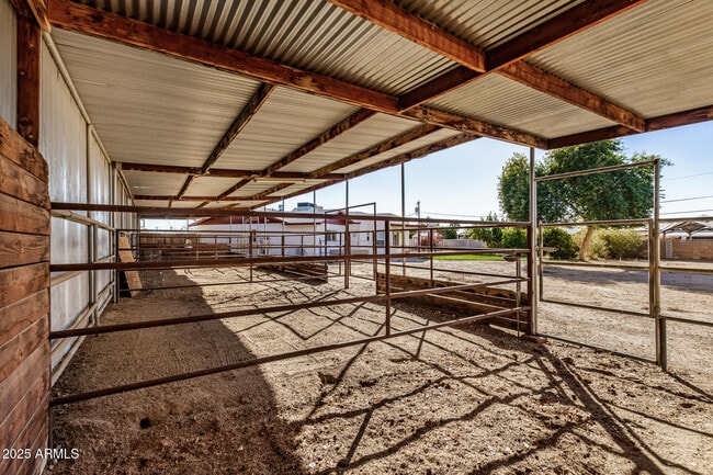 Building Photo - 18006 N Villa Rita Dr