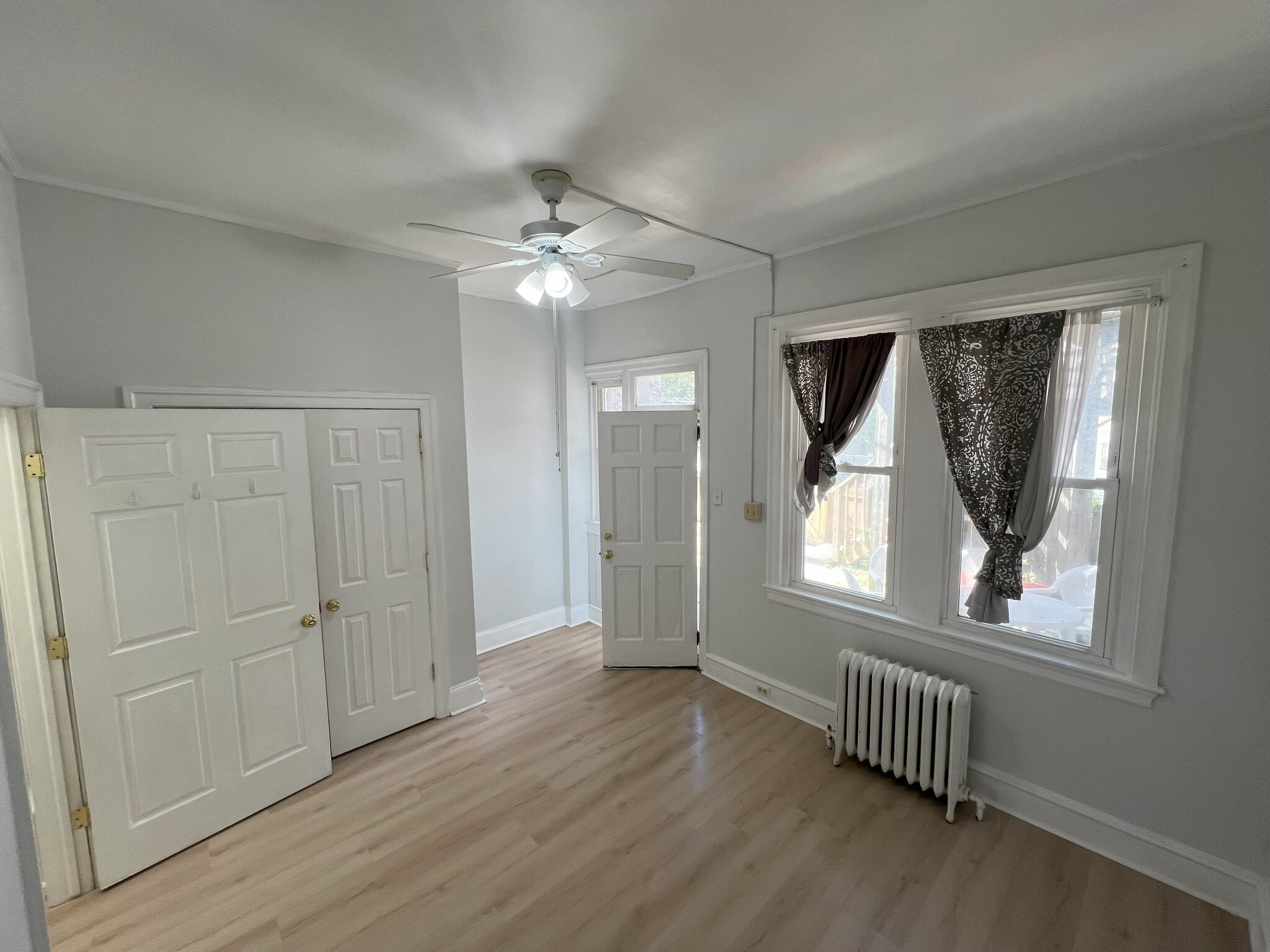 Bedroom - 12 Gay St